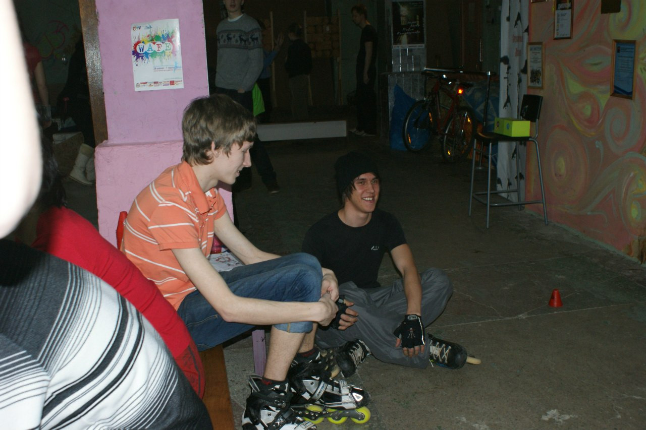 w4v8tspwebg.jpg