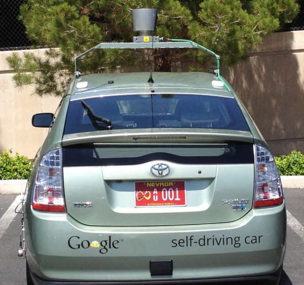 201205110832_google_car_600x562.jpg