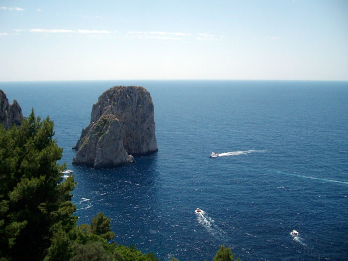  (Faraglioni)
