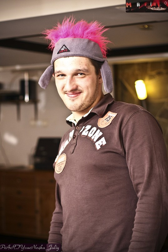 18.10.2010 17:44:48