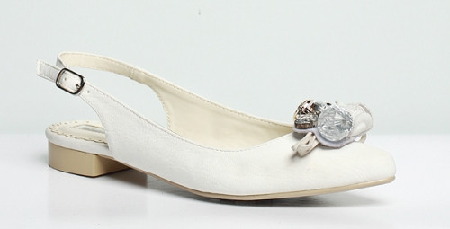 medium_302-08-12 white 700 .jpg