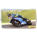 222 80927-  YAMAHA YZR M1 2004 1;24.png