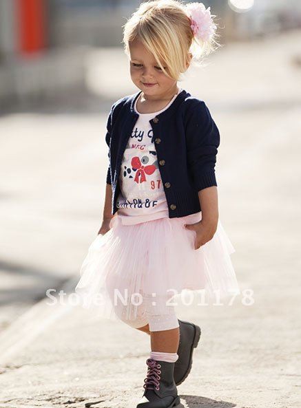 http://www.aliexpress.com/item/Girls-Suits-Girl-s-3-pieces-suits-Girl-s-Cardigan-outerwear-short-sleeve-printing-T-shirt/774094462.html