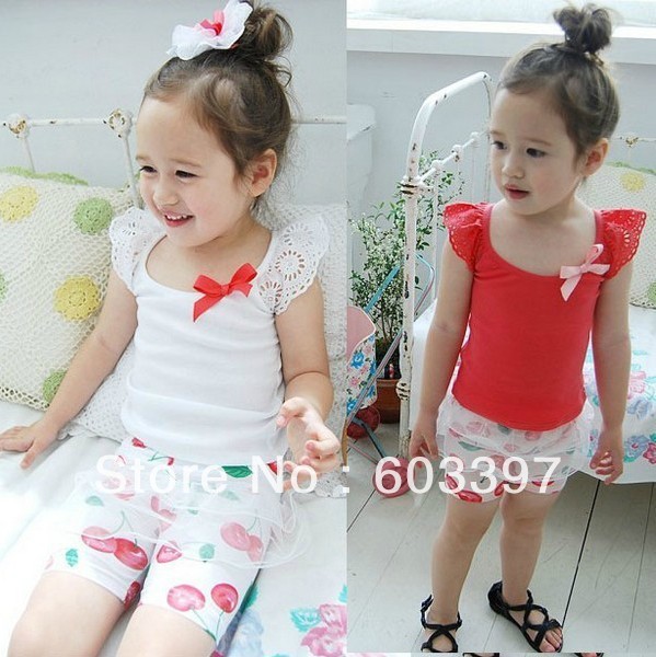 http://www.aliexpress.com/item/In-stock-2013-summer-Girl-s-Lace-sleeves-vest-top-babys-cute-bowknot-T-shirts-5pcs/719669545.html