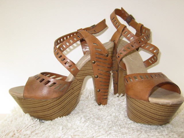 .! Jessica Simpson 4500 