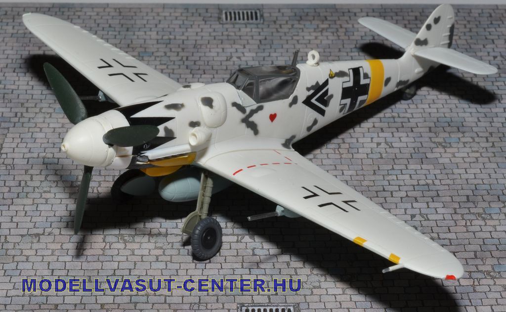 37259 BF-109G-6-I.JG53_1945Hungary 6.jpg