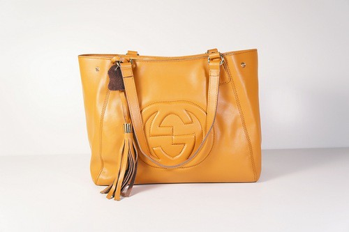 Gucci, . ,  1 550.