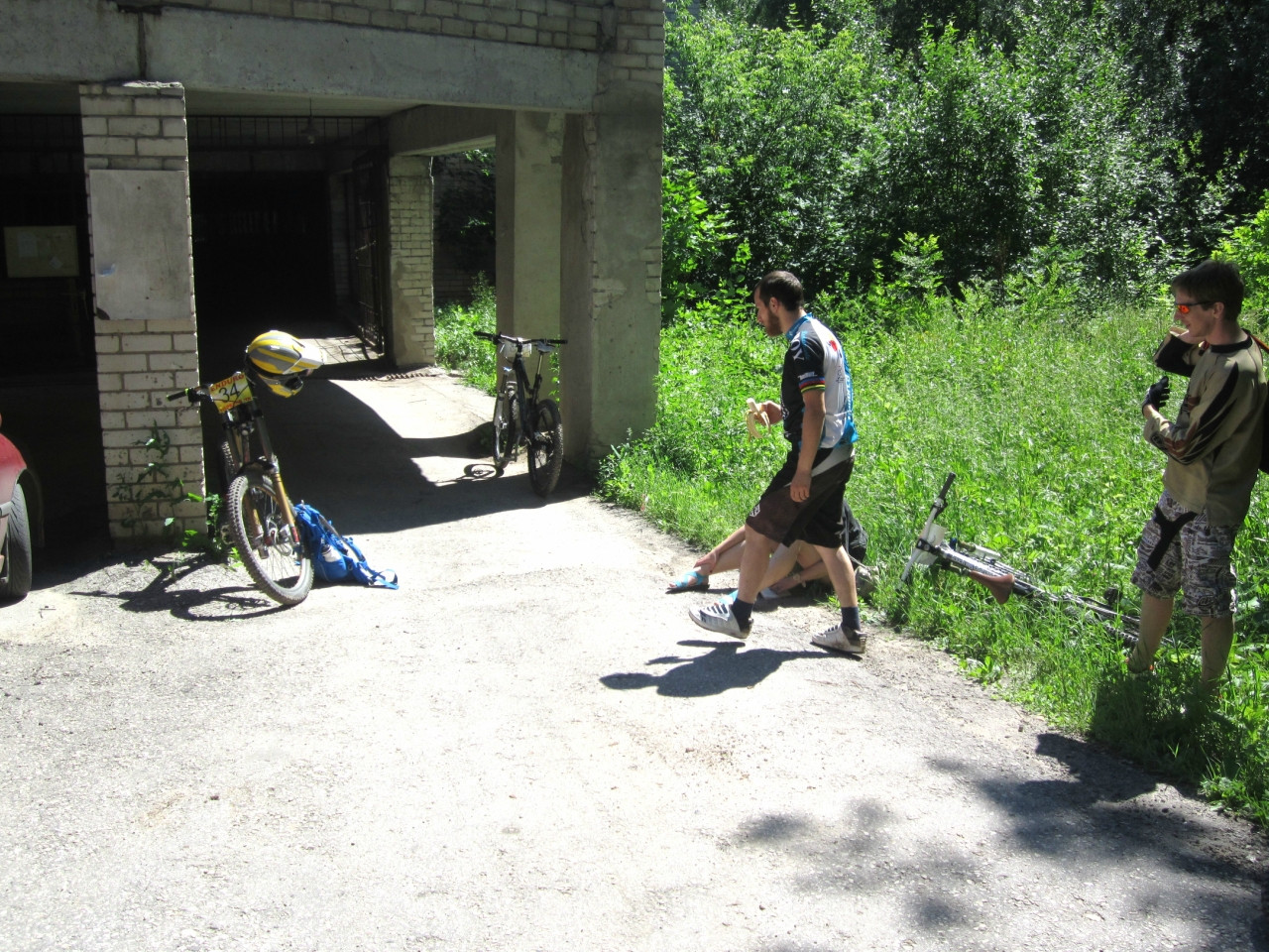 0_924f1_2ac24b6a_XXXL.jpg