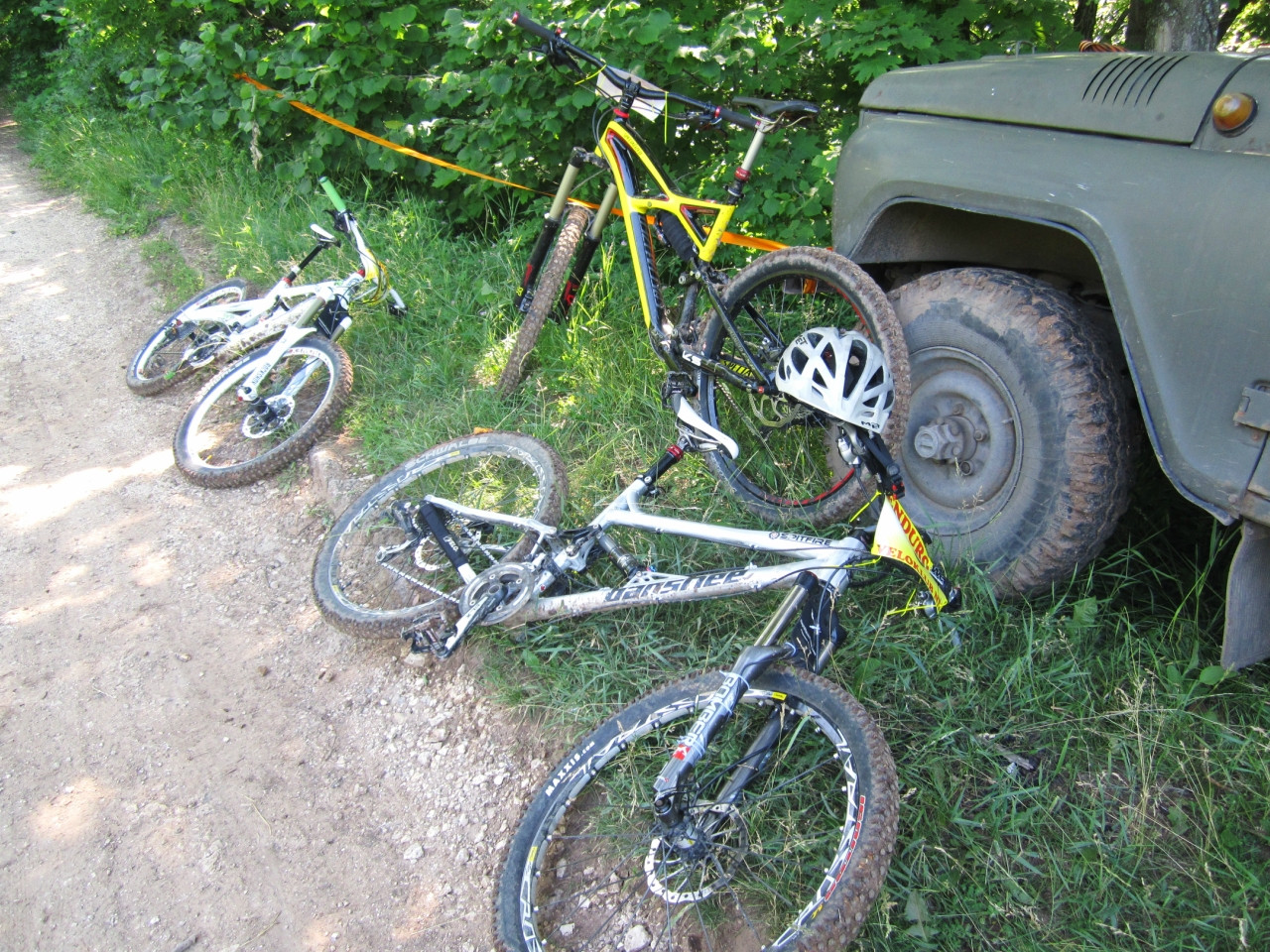 0_92538_b2b62977_XXXL.jpg