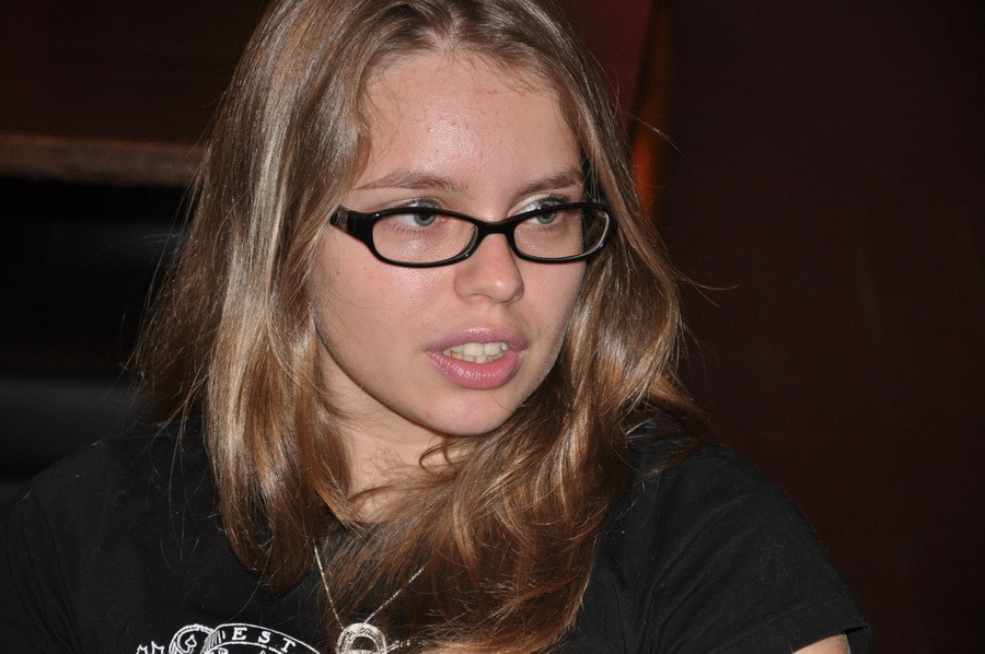 23.10.2009 0:57:56