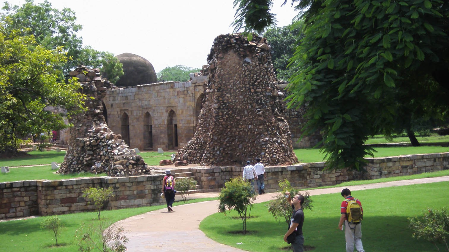 Qutub Minar