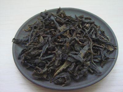 Белый дикий пуэр (Шен Юннань).jpg