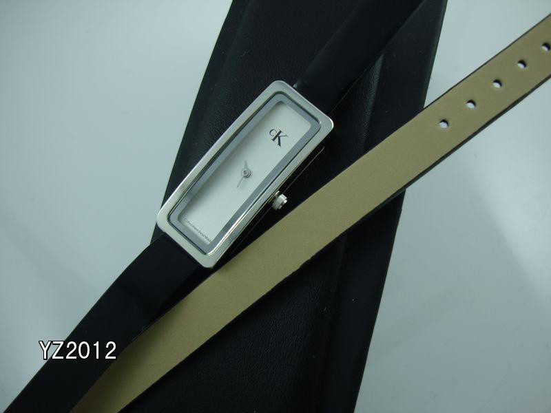 Calvin Klein 3498 руб.    Артикул:  JK-16354