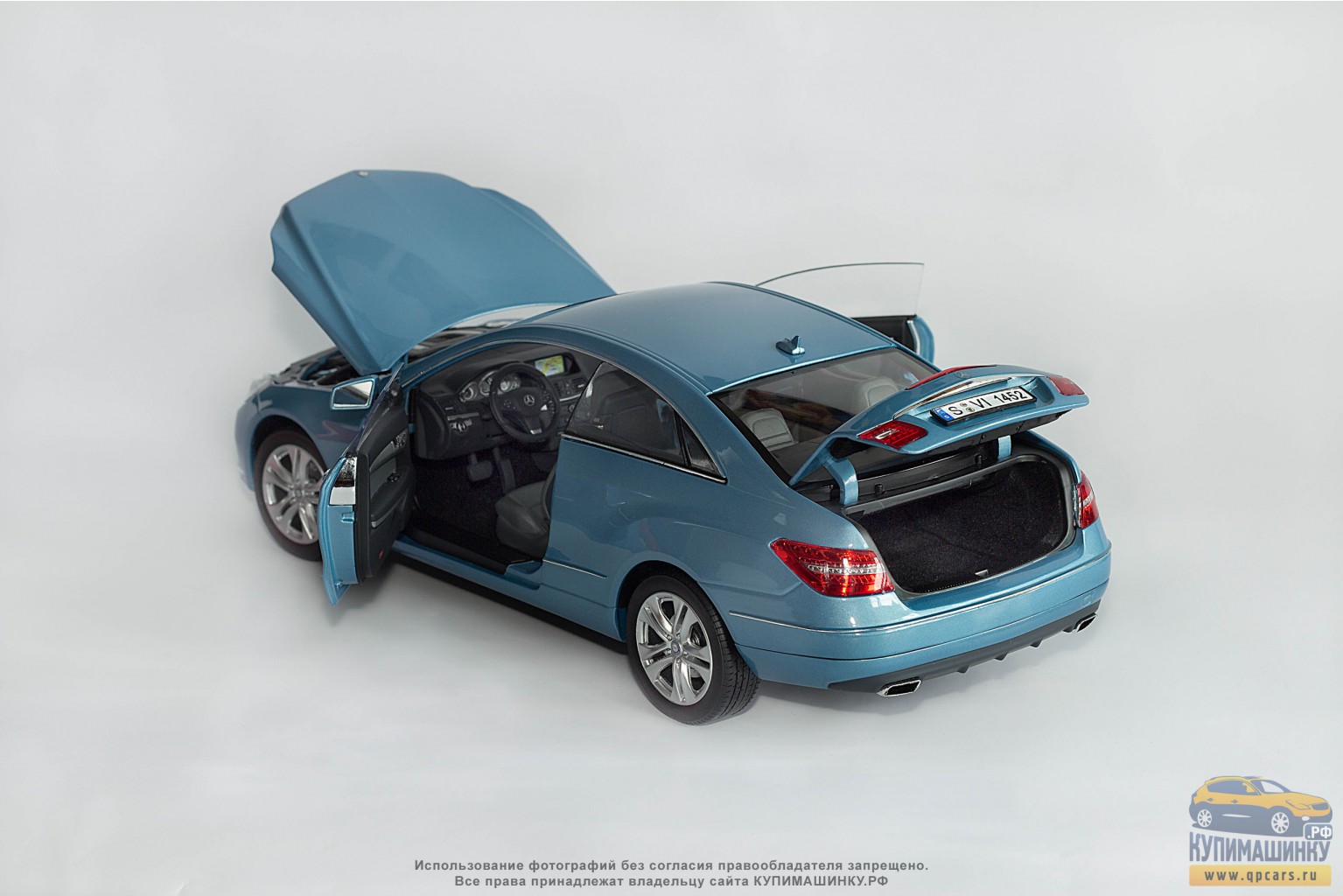 Norev Mercedes-Benz E500 Coupe.  1:18