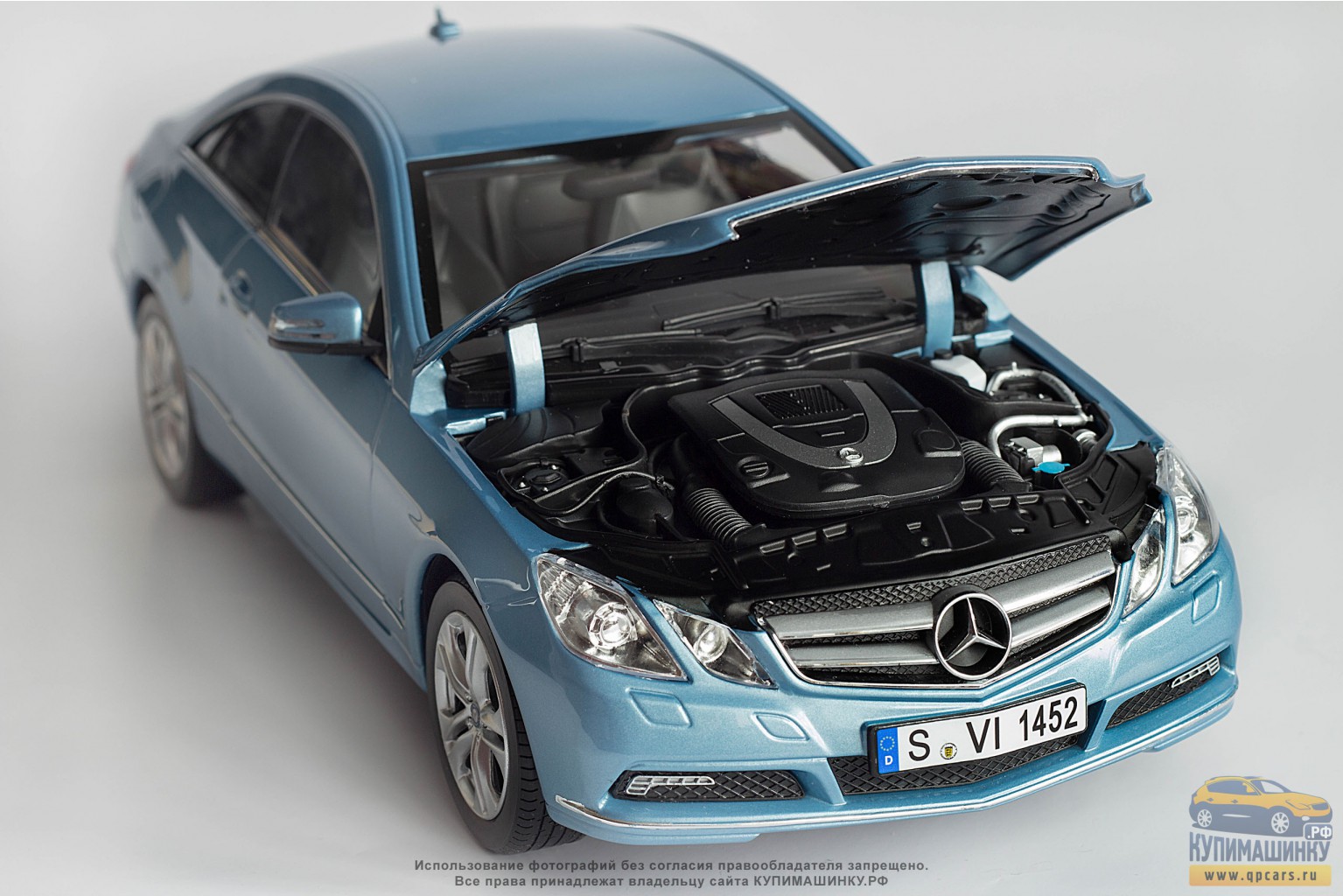 Norev Mercedes-Benz E500 Coupe.  1:18