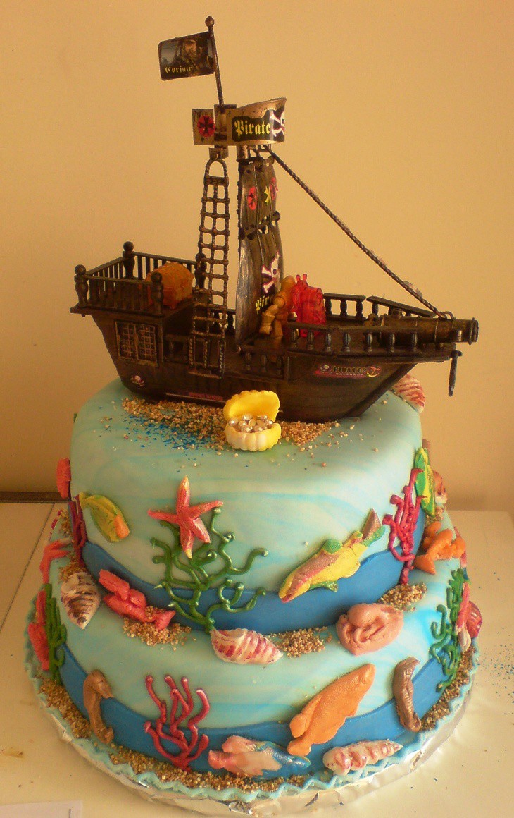 pirate ship cake dubai_enl.JPG