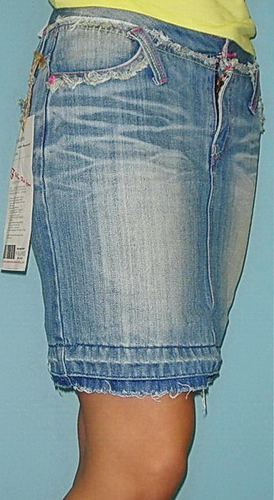 390
