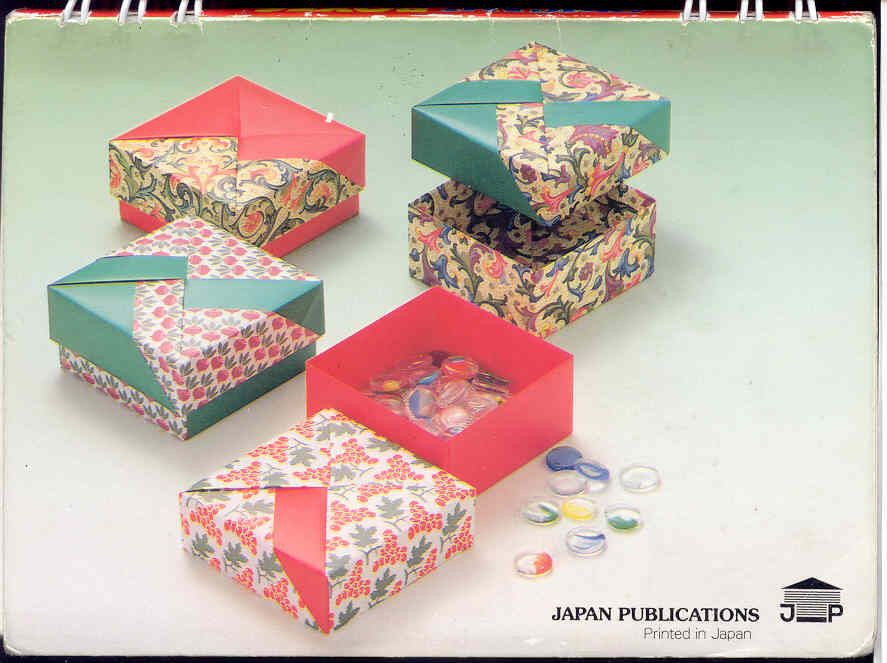 Quick_And_Easy_Origami_Boxes (64).jpg