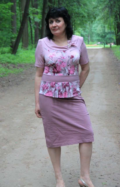 моника роза.jpg
