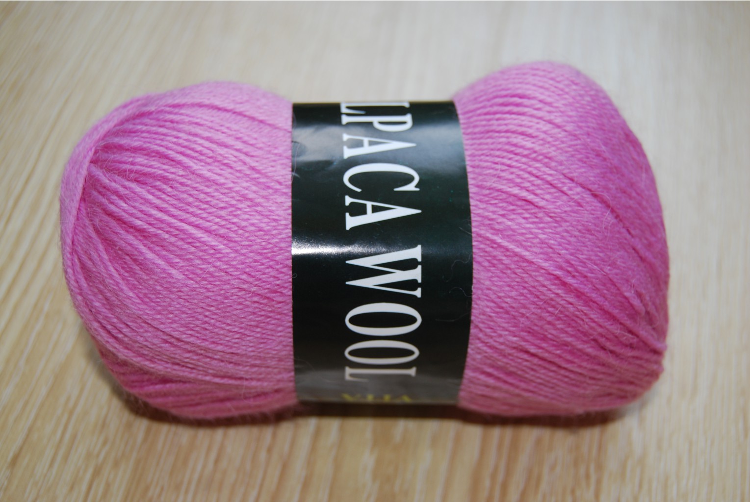 ALPACA WOOL 40% , 60%  300 100, 100.