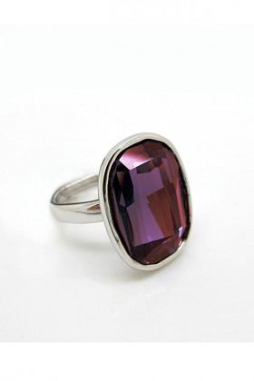 Classical Crystal Ring