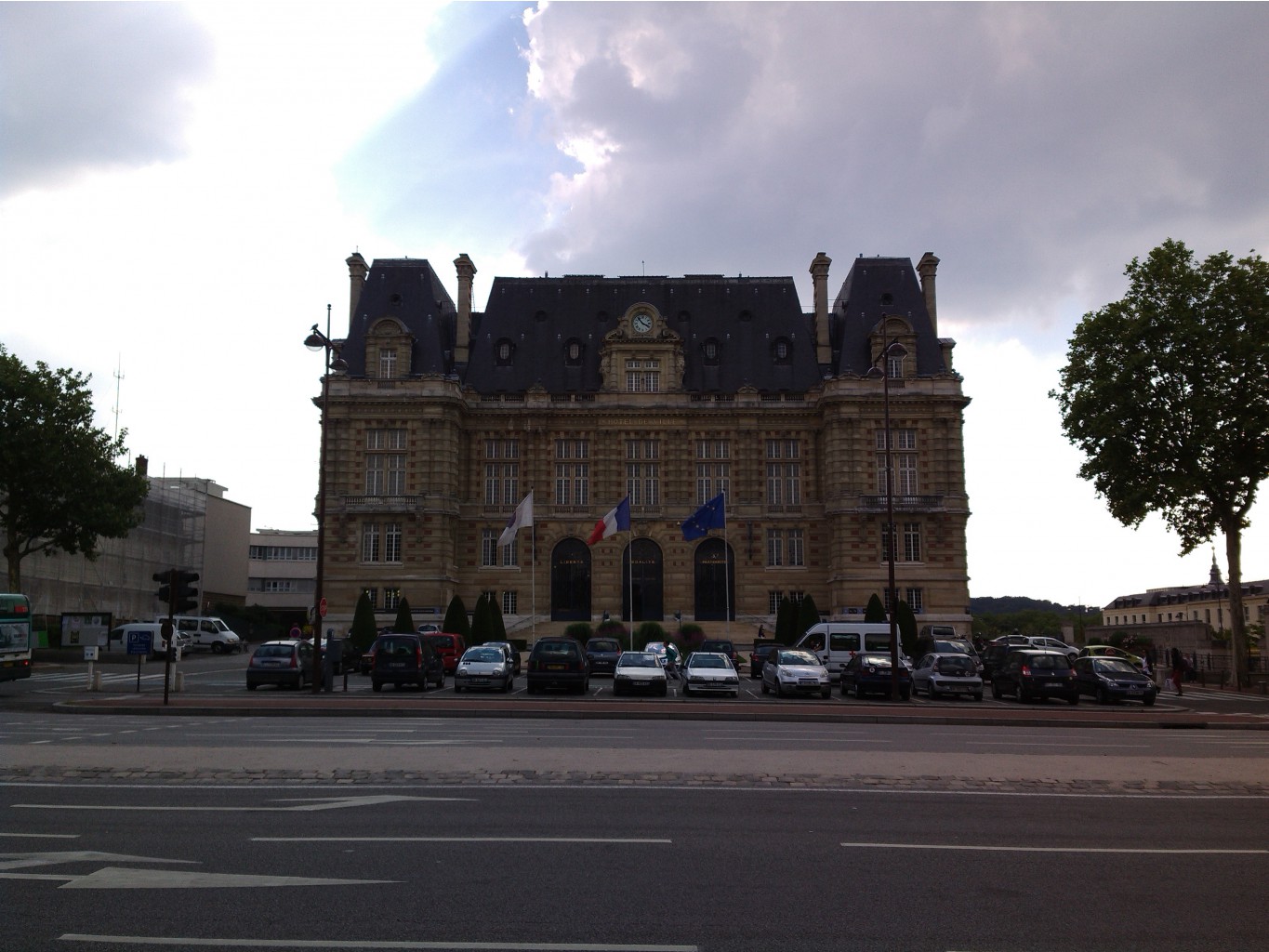 108. Hotel de ville.jpg