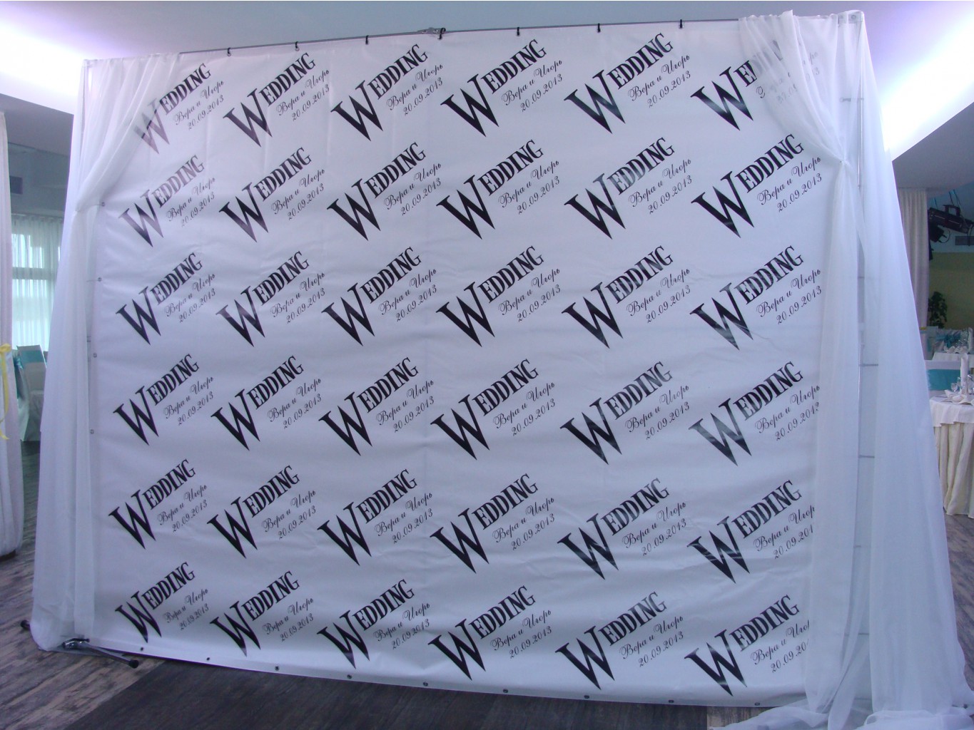 Press Wall ( )