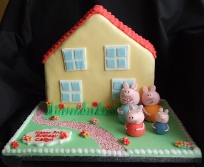 75119559-peppa_pig_cake.jpg