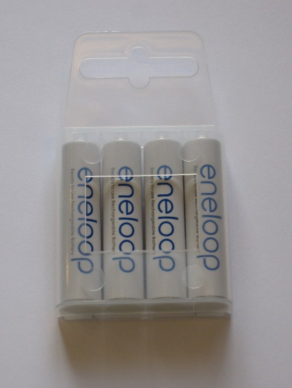 4 AAA Eneloop batteries (bulk)_5_1.png