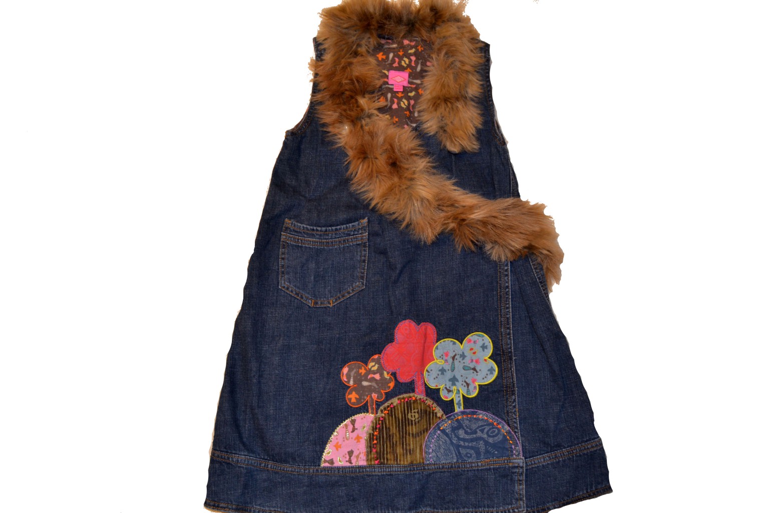    .	Oilily	680