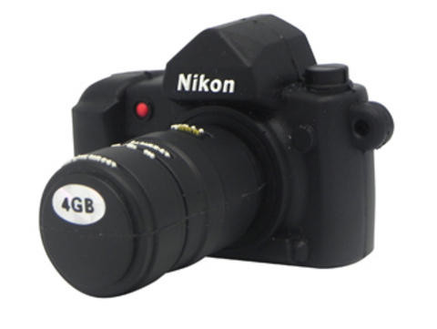 large_fleshka_fotoapparat_nikon_2.jpg