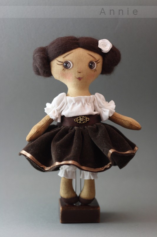Mia_doll_1_1.jpg