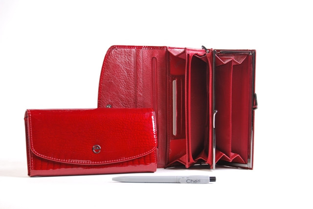 02K-5232-16  Новая лаковая модель. Цена с орг% - 772 руб.