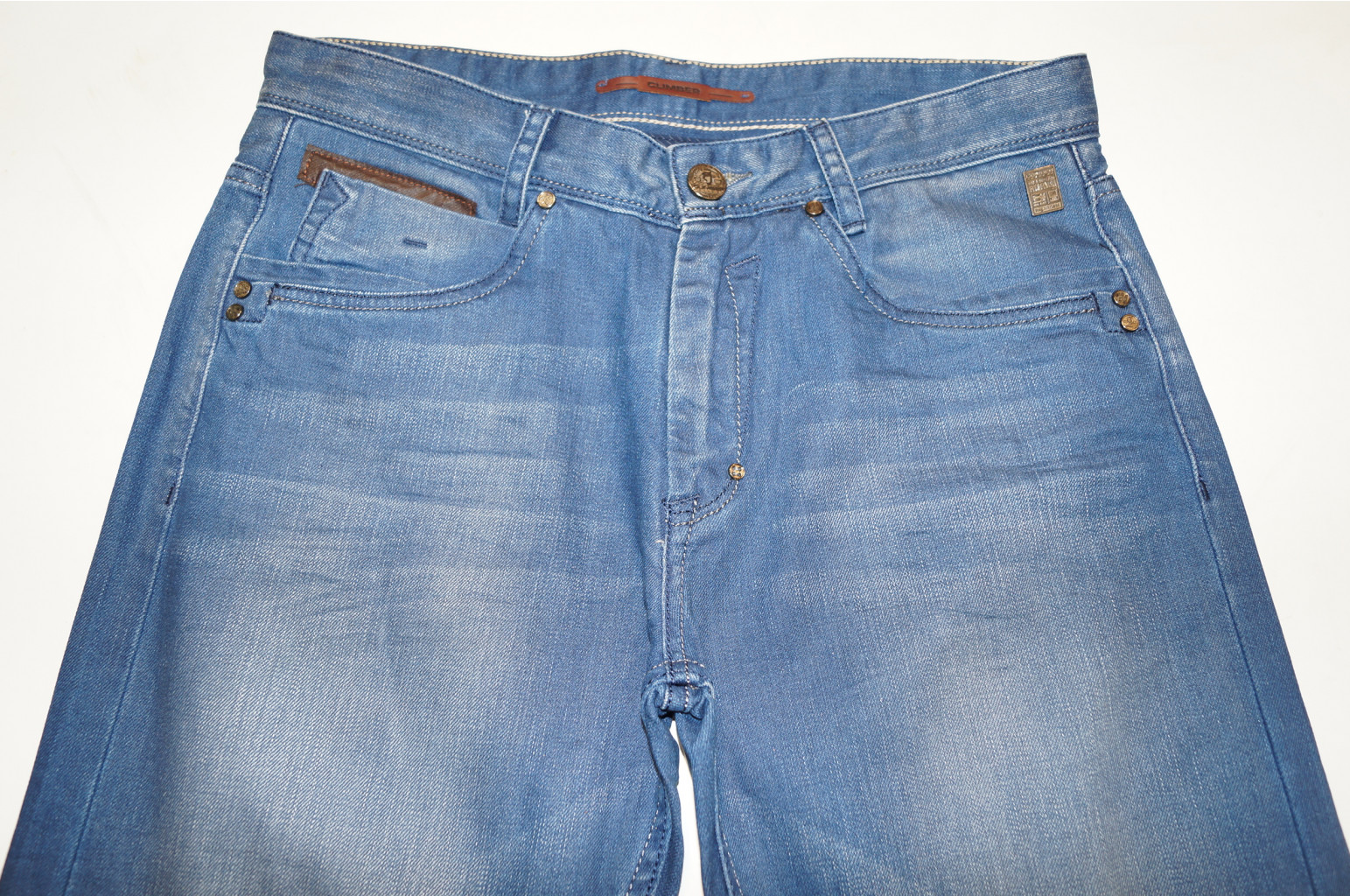 0458-D414-Y370-B024.jpg