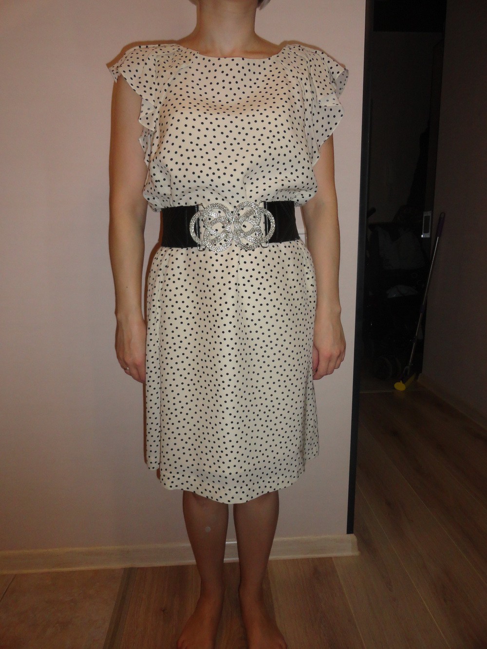  ZARA   42  - 1 000 .