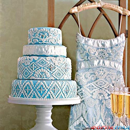 dress-cake-4.jpg