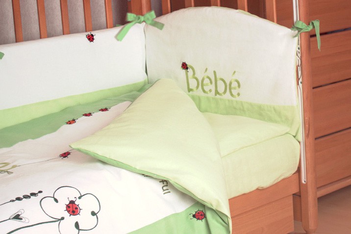 Bebe   ,   , 6   4500 .