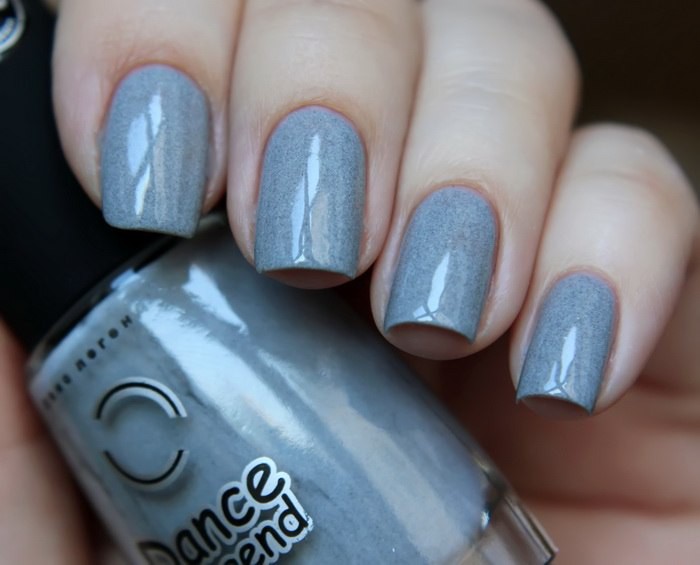 Smoky 1025 Grey Britain.jpg