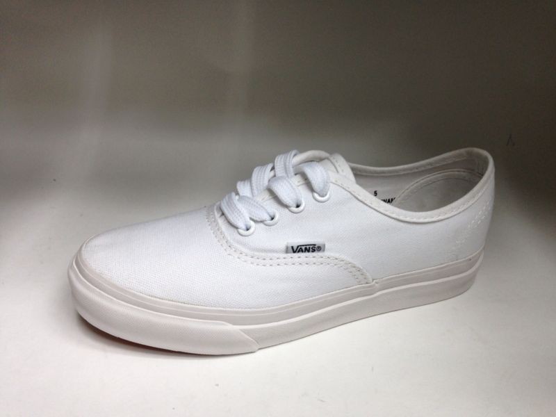 LY-2432.  Vans.  814 .jpg