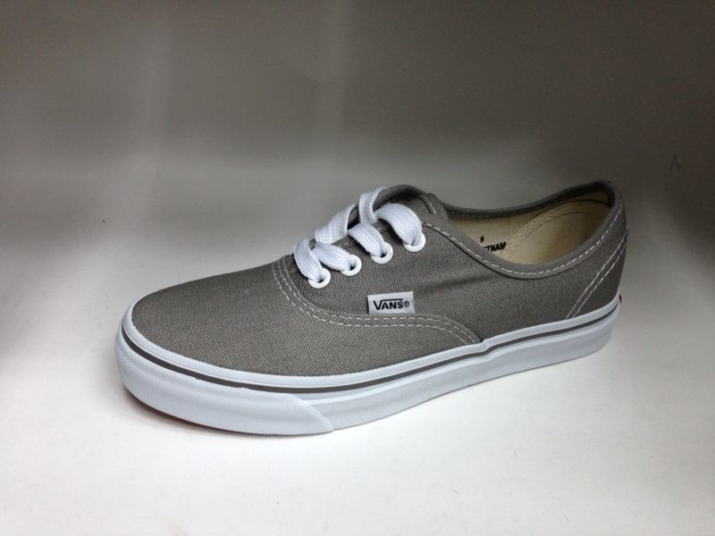 LY-2435.  Vans.  814 .jpg