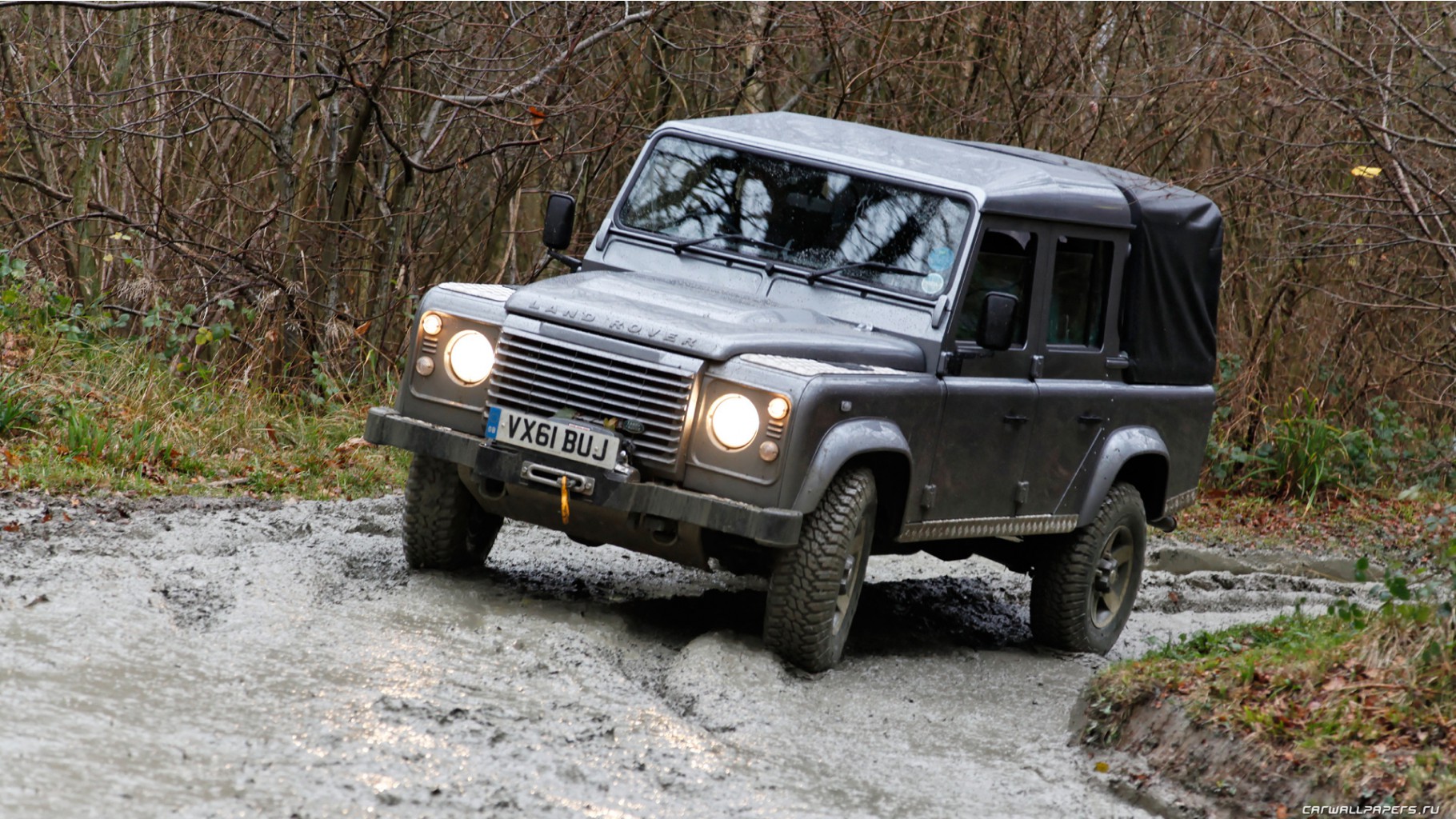 Land-Rover-Defender-110-Crew-Cab-Pick-Up-2012-1920x1080-006.jpg