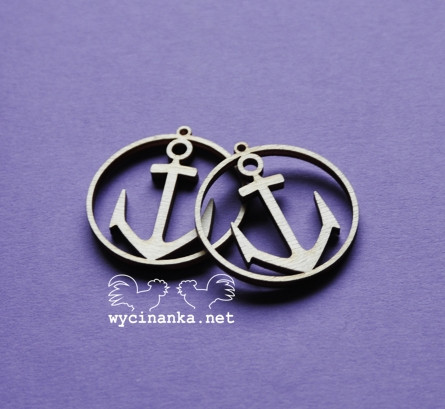 SUMMER AT THE SEASIDE - pendants anchors.jpg