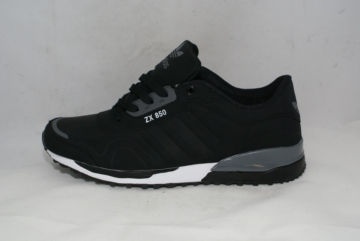 LY-3664. Кроссовки adidas. Цена 666 руб..JPG