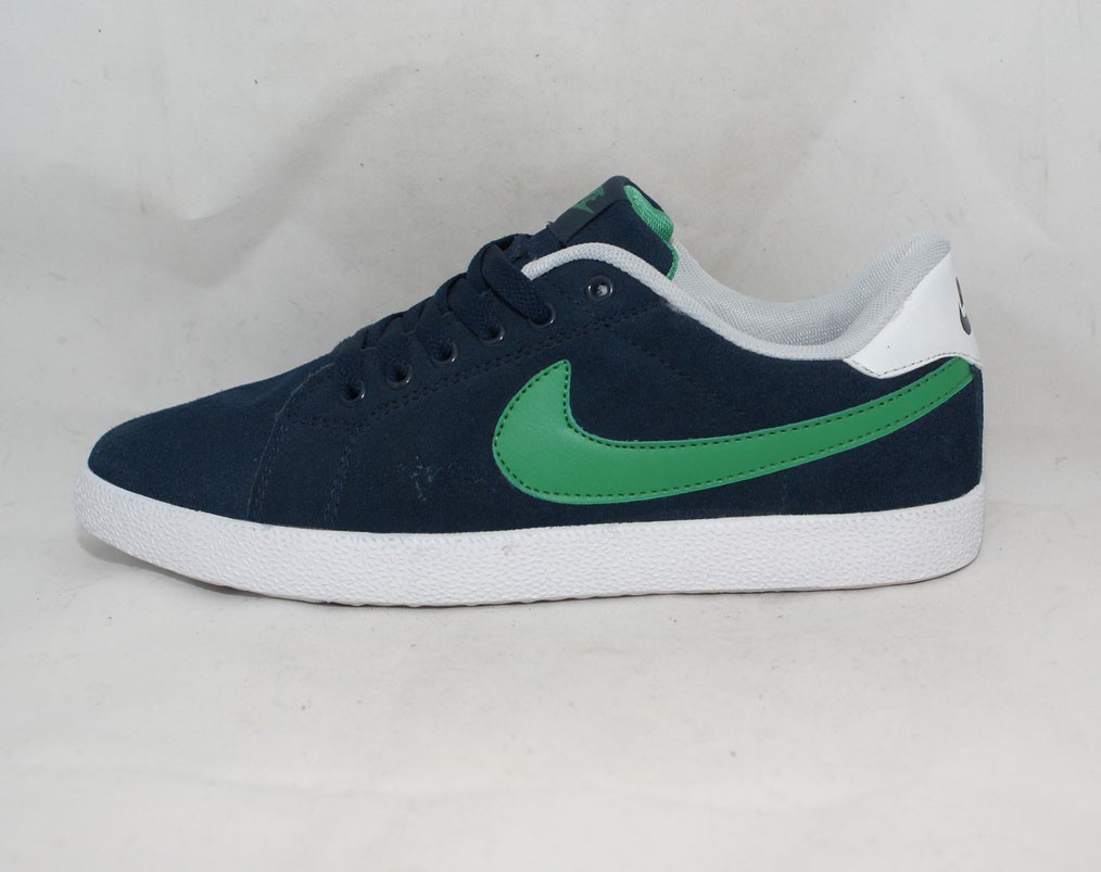 LY-3740. Кроссовки Nike. Цена 925 руб..JPG