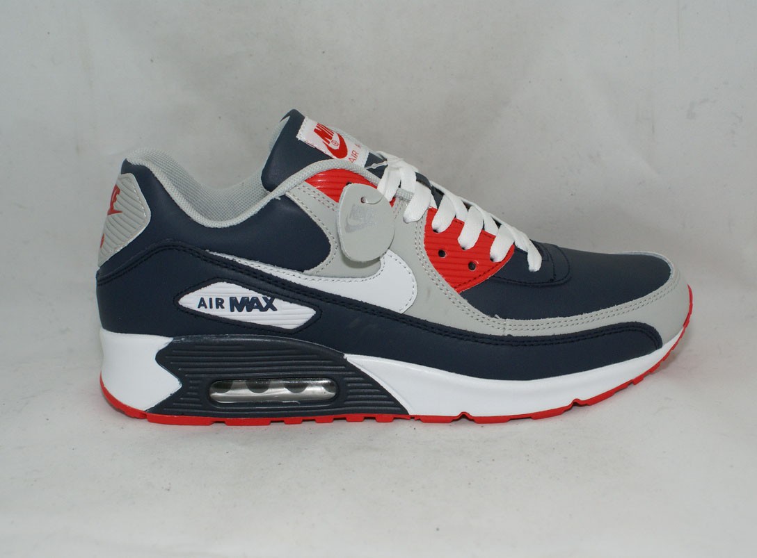 LY-3766.  Nike.  962 ..JPG