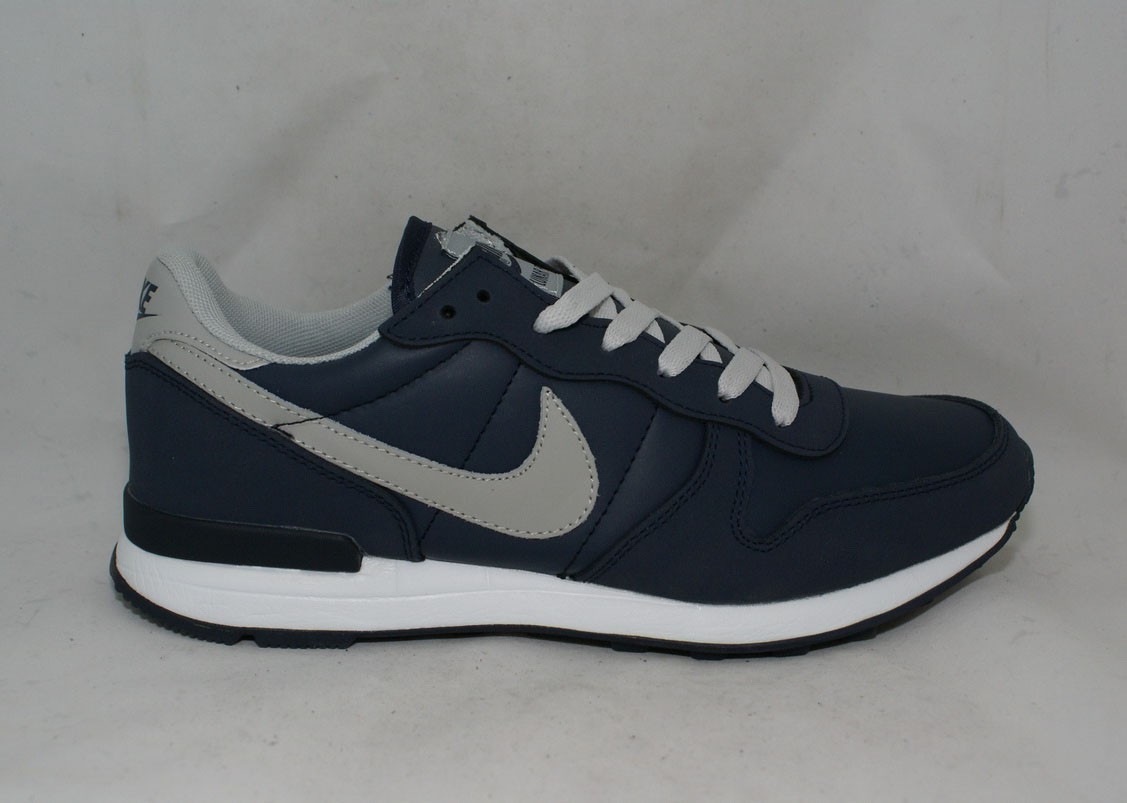 LY-3785.  Nike.  962 ..JPG