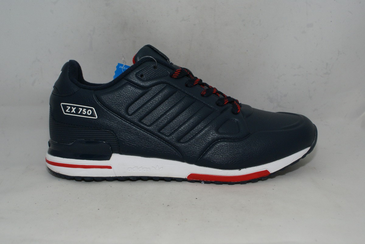 LY-3950.  adidas.  1036 ..JPG