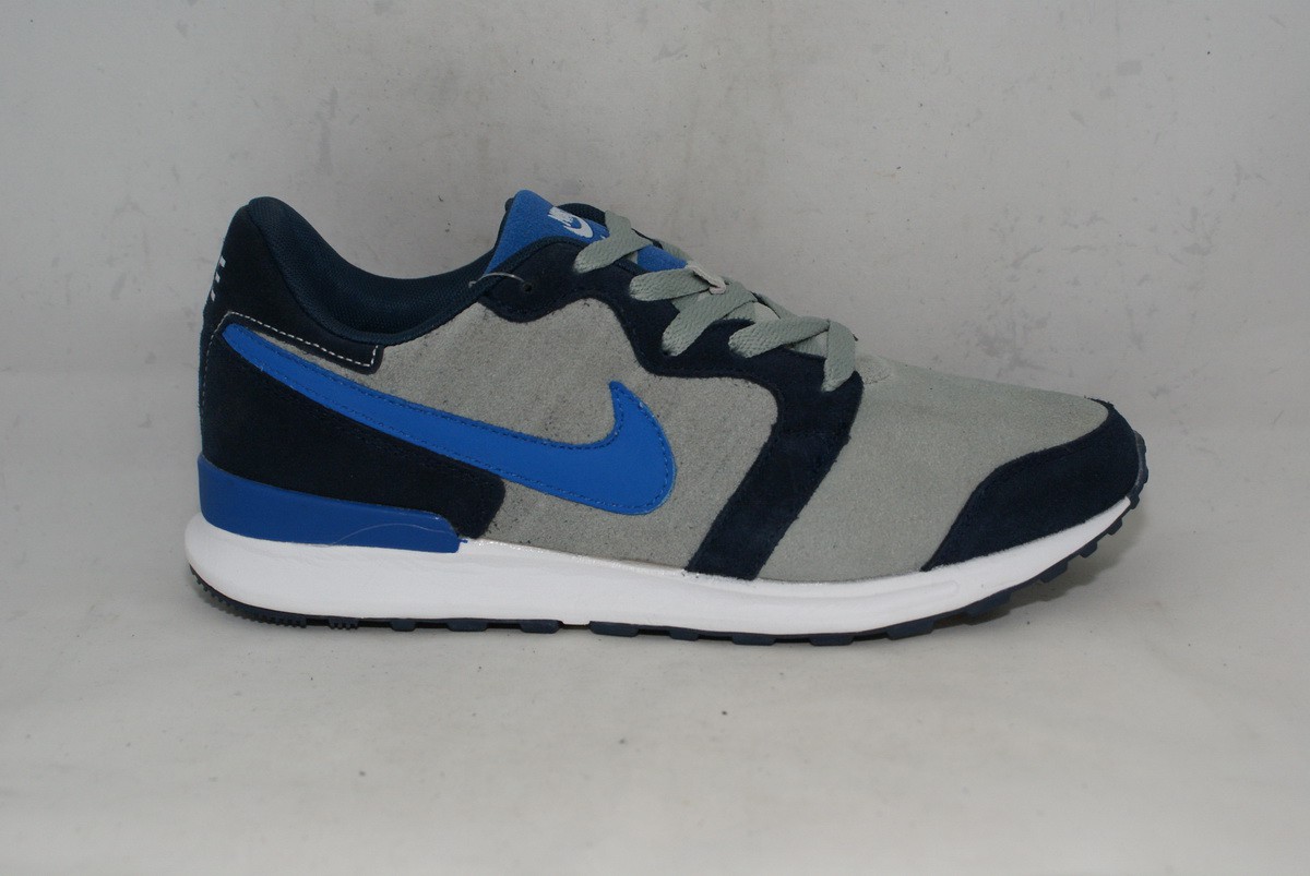 LY-3973.  Nike.  1036 ..JPG