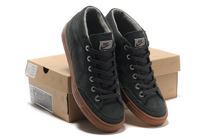 Nike Chukka Go Suede.jpg