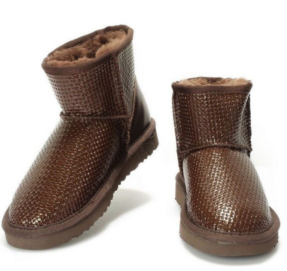UGG Australia  40-44.jpg